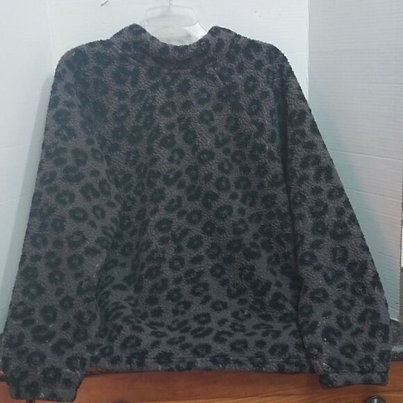Dittos Animal Print Sherpa Top...EUC...SIZE 2X - Picture 4 of 5